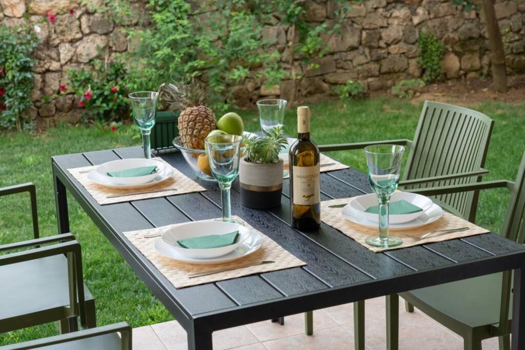 Central & Elegant Suite With Private Garden Argostoli  Zewnętrze zdjęcie