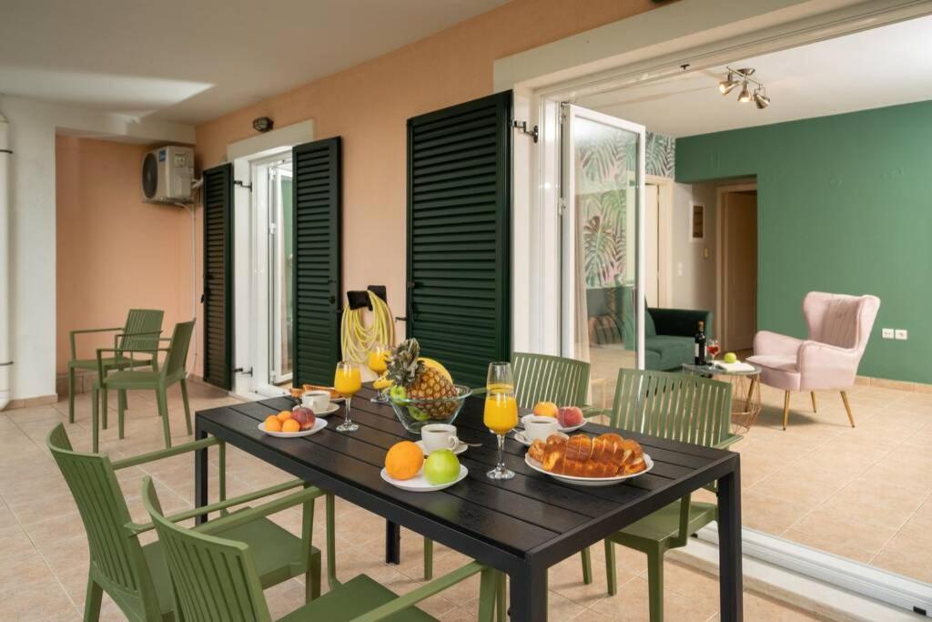 Central & Elegant Suite With Private Garden Argostoli  Zewnętrze zdjęcie