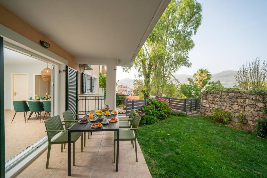 Central & Elegant Suite With Private Garden Argostoli  Zewnętrze zdjęcie